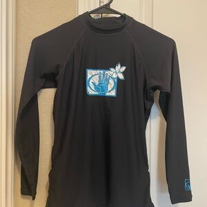 Body Glove Women's Basic Long Sleeve Fitted Rashguard